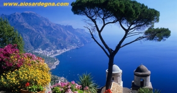 Offerte Viaggi Costiera Amalfitana Capri Caserta Sorrento Pompei partenza da Cagliari Olbia e Sassari dal 20 al 28 Agosto 2019 da € 1290