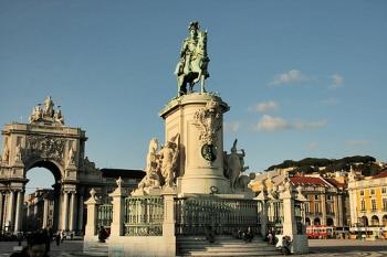 Tour Portogallo Fatima e Santiago con volo diretto da Cagliari