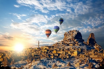 Capodanno ISTANBUL E CAPPADOCIA Tour 5 giorni - dal 29 Dicembre al 2 Gennaio 2025 con volo Diretto da Cagliari a partire da € 1190