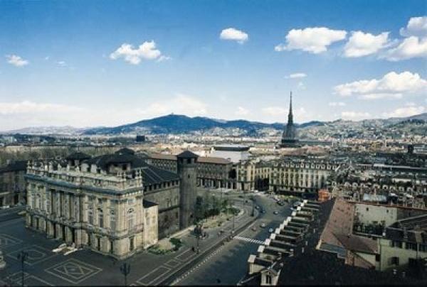 TORINO € 235,00 - Con volo lowcost da € 156,00