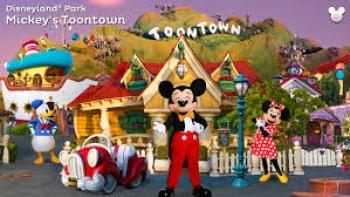 Viaggio organizzato a Disneyland Parigi partenza da Cagliari dal 18 al 21 Aprile 2014 da 450 €