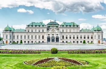 Tour Vienna e Bratislava partenza con bus da Cagliari Tour di Gruppo dal 12 al 23 Agosto 2015 A 1550 €
