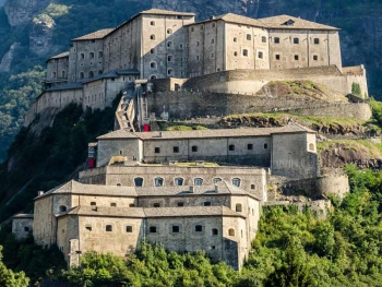 Estate 2023 Tour Valle d&#039;Aosta volo dalla Sardegna viaggio organizzato di 8 Giorni &amp; 7 Notti dal 25 Agosto al 1 Settembre a 1540 €